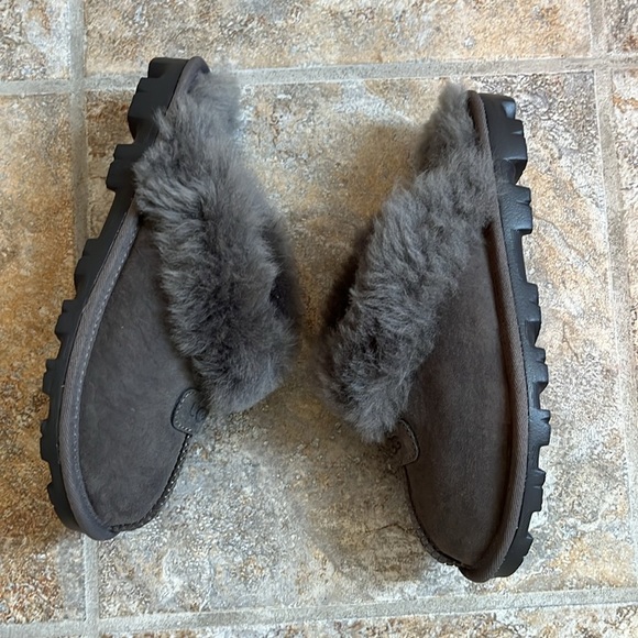 Ugg Coquette Slipper Size 7 NWT - Picture 6 of 14